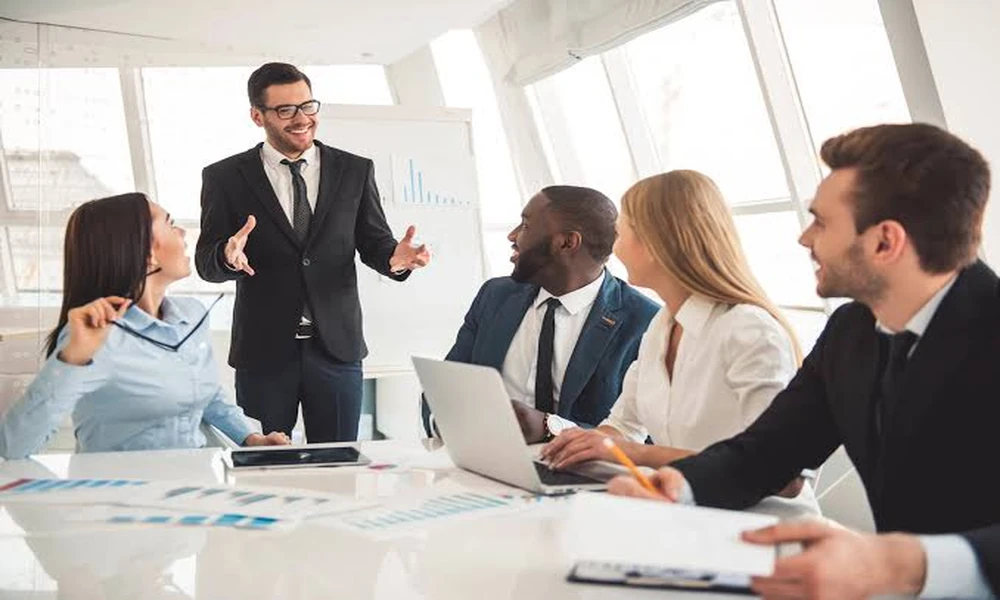 Understanding Employer of Record (EOR) Services in Uganda